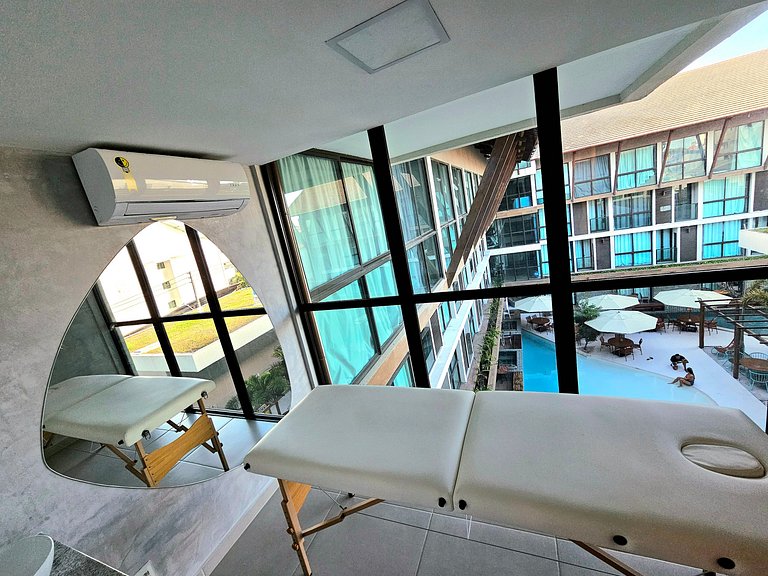 Luxo no Sunny Hall com Piscina Privativa em Porto