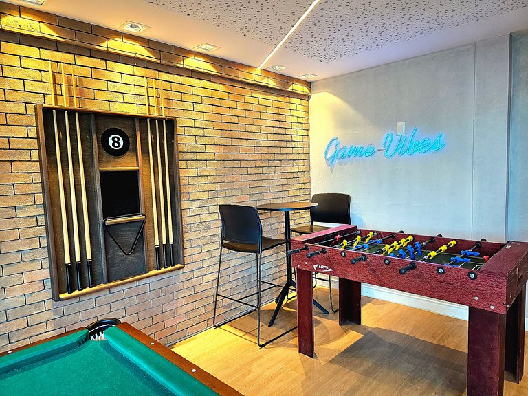 Luxo no Sunny Hall com Piscina Privativa em Porto