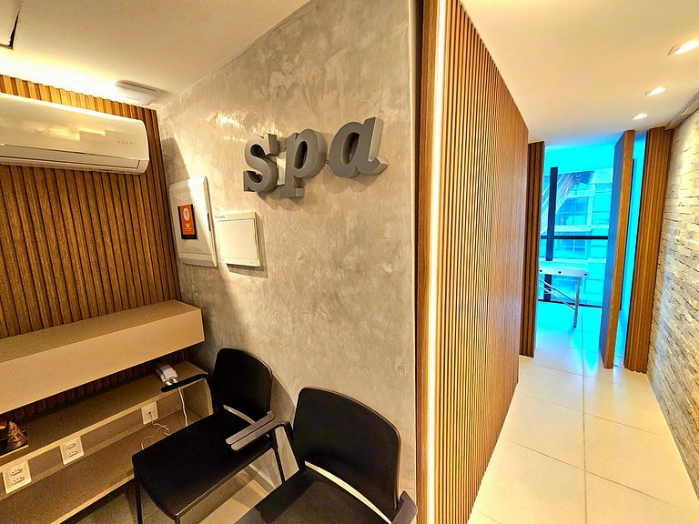 Incrível Sunny Hall com Piscina Privativa em Porto