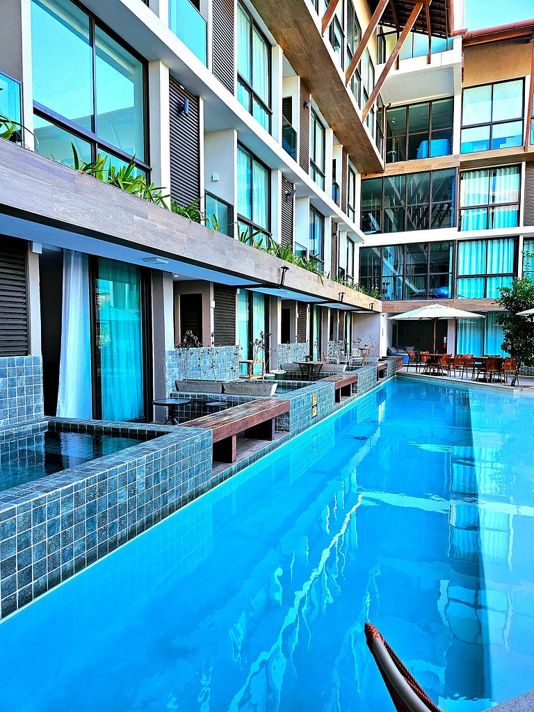 Incrível Sunny Hall com Piscina Privativa em Porto