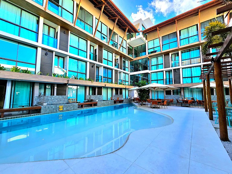 Incrível Sunny Hall com Piscina Privativa em Porto