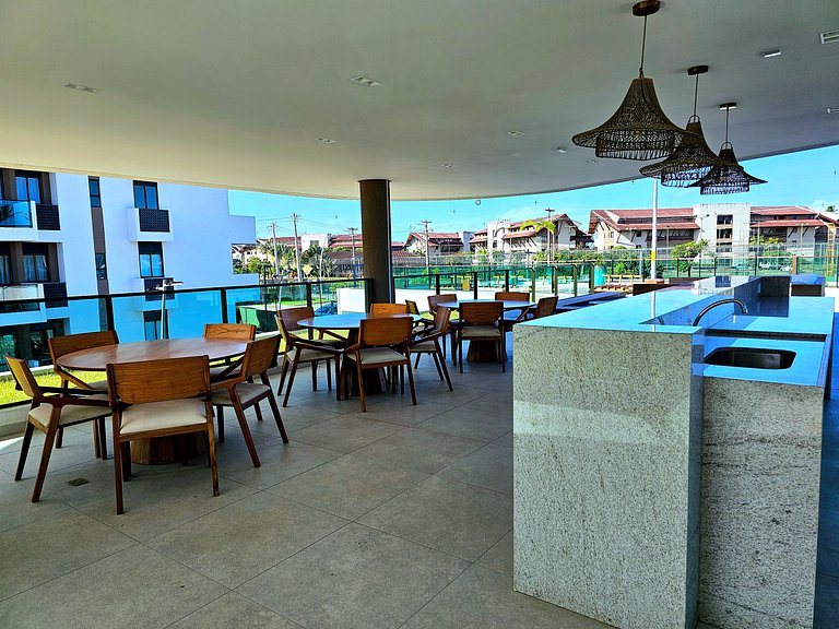 Incrível térreo, frente piscina no Makia Beach