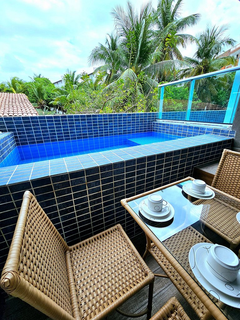 Luxo e Conforto com Piscina Privativa no Nixxus.