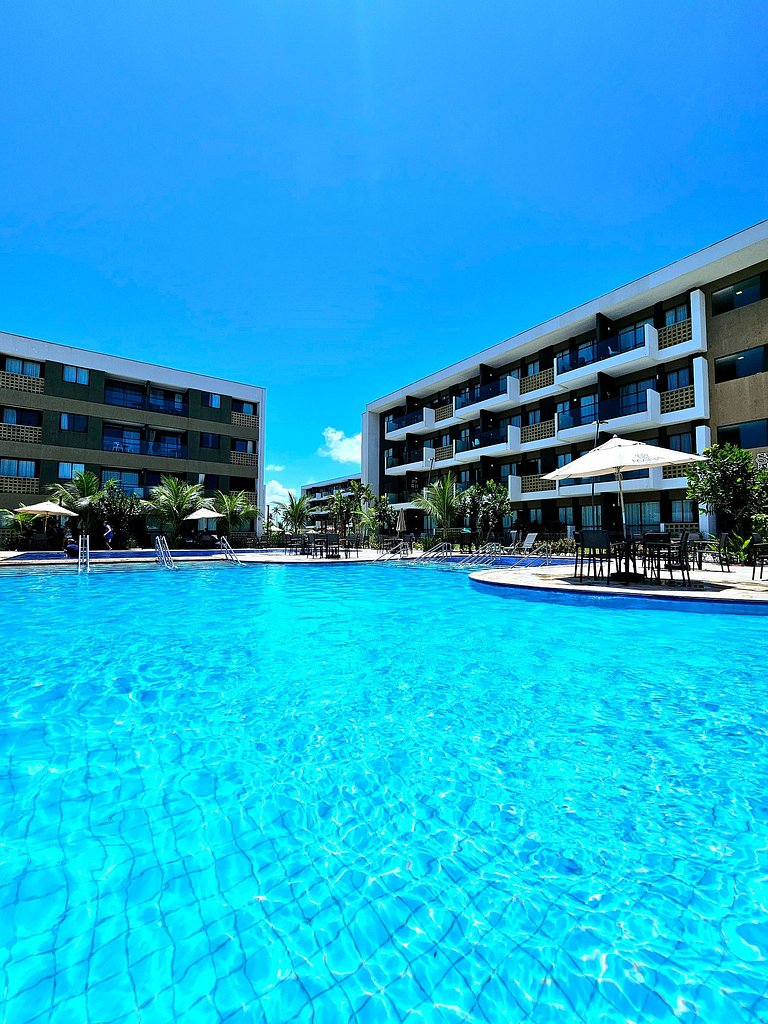 Incrível, Equipado e vista piscina no Mana #215B