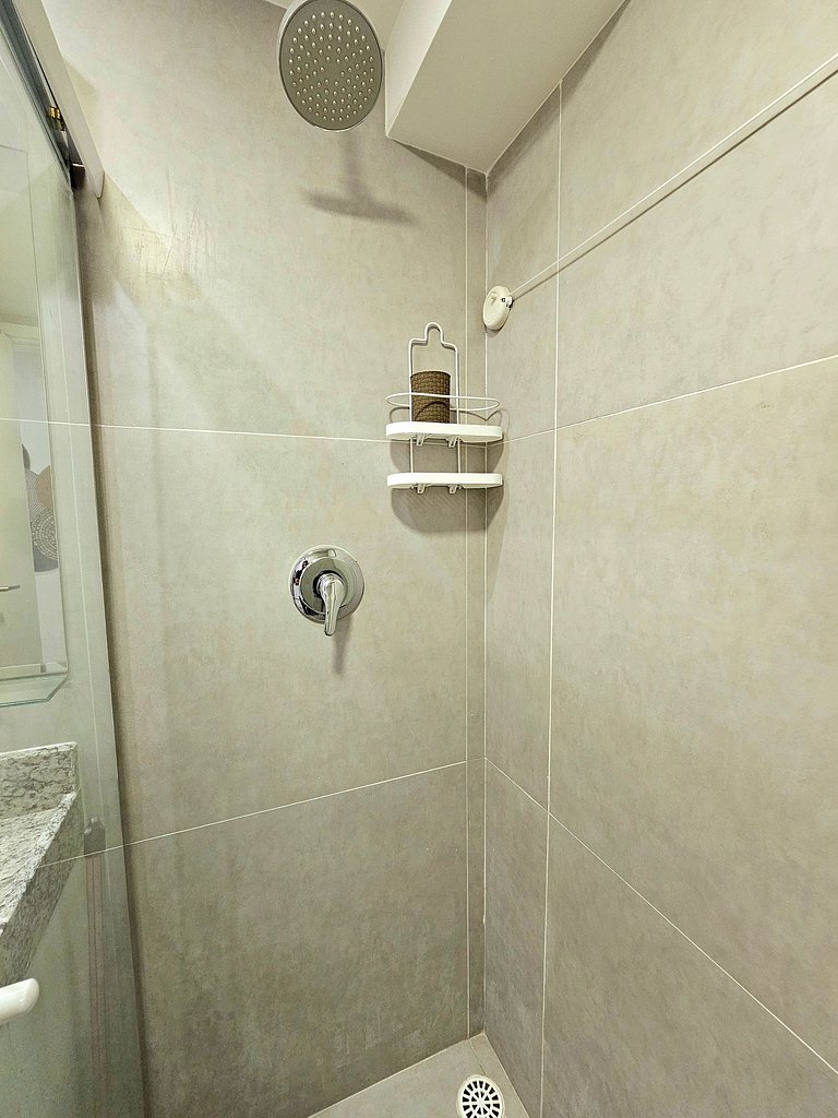 Moderno e Luxuoso no Nixxus Centro de Porto #320
