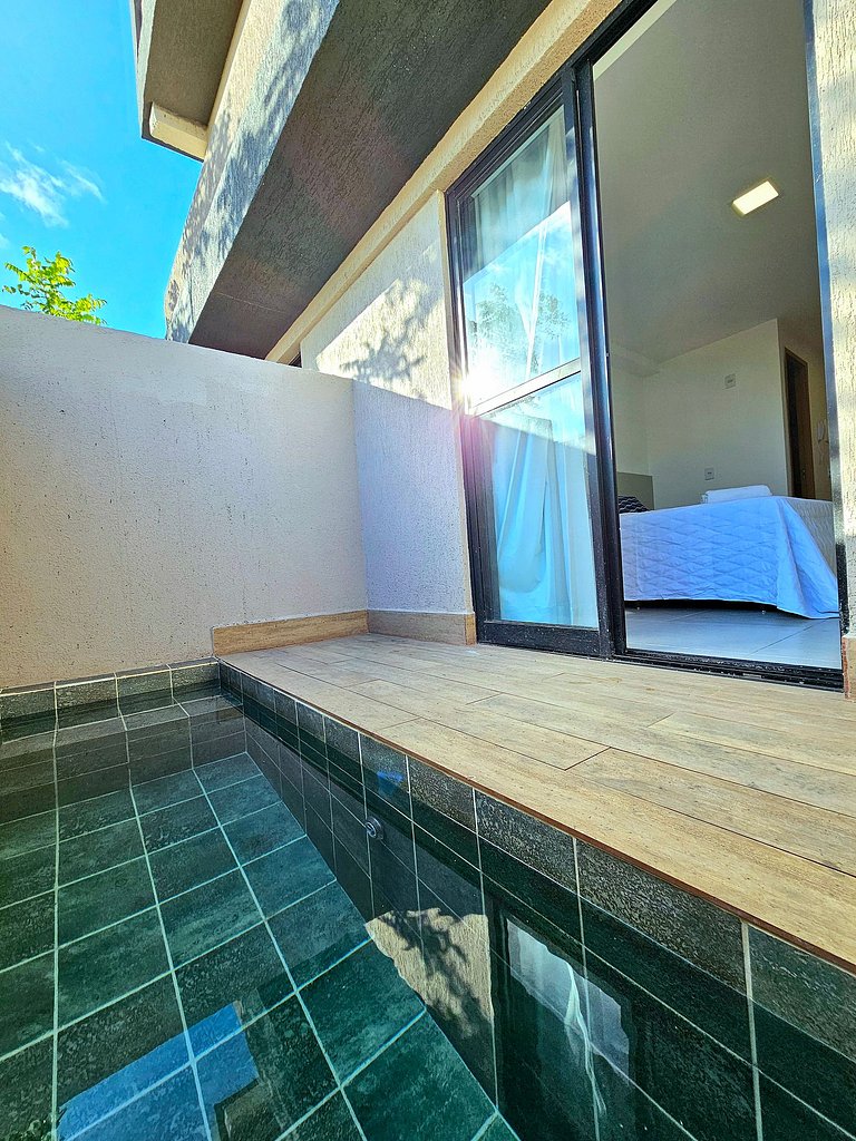Moderno e equipado com piscina privativa no Cupe