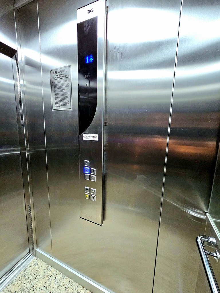 Estiloso e Luxuoso Studio no Centro de Porto