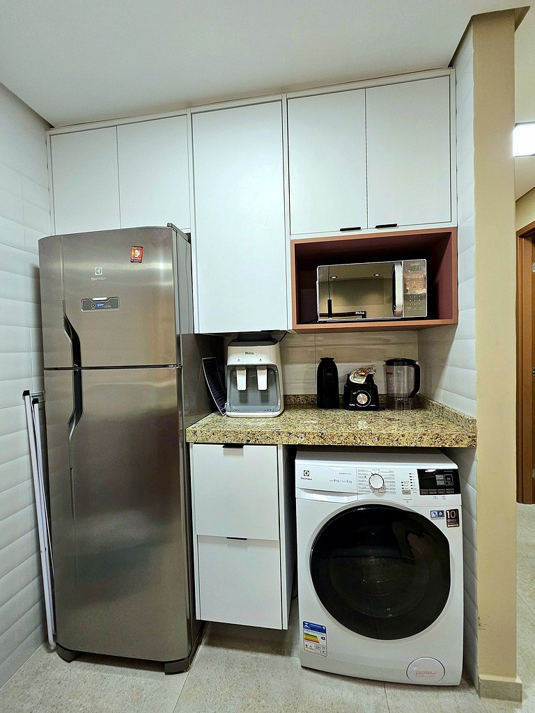 Luxo com 2 quartos (1 suíte) no Centro de Porto.