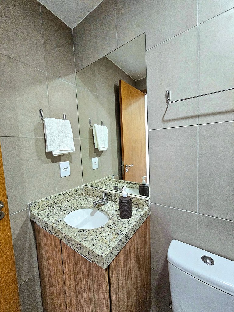 Estilo e Luxo com piscina privativa no Cupe #102