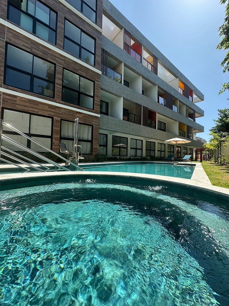Luxuoso Térreo com Hidro no Maré Alta Tamandaré