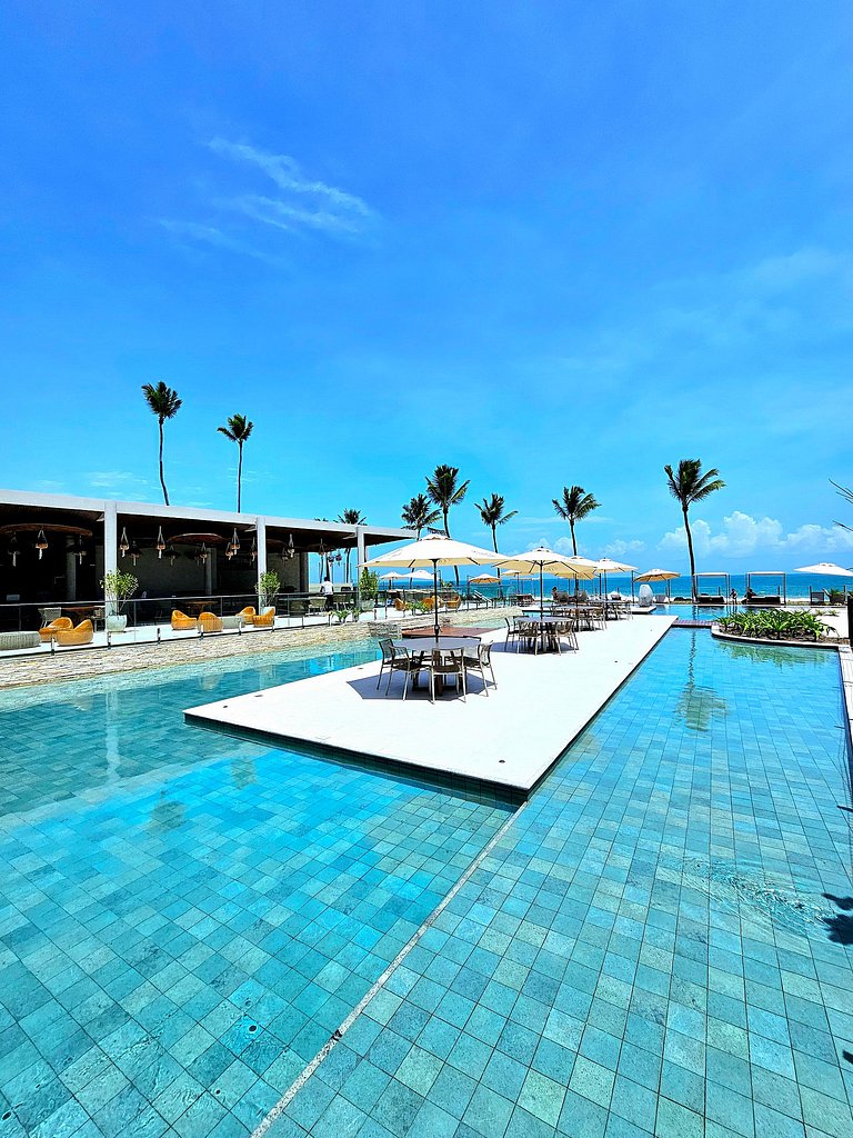 Rooftop Luxo com piscina em Muro Alto no Cais Eco