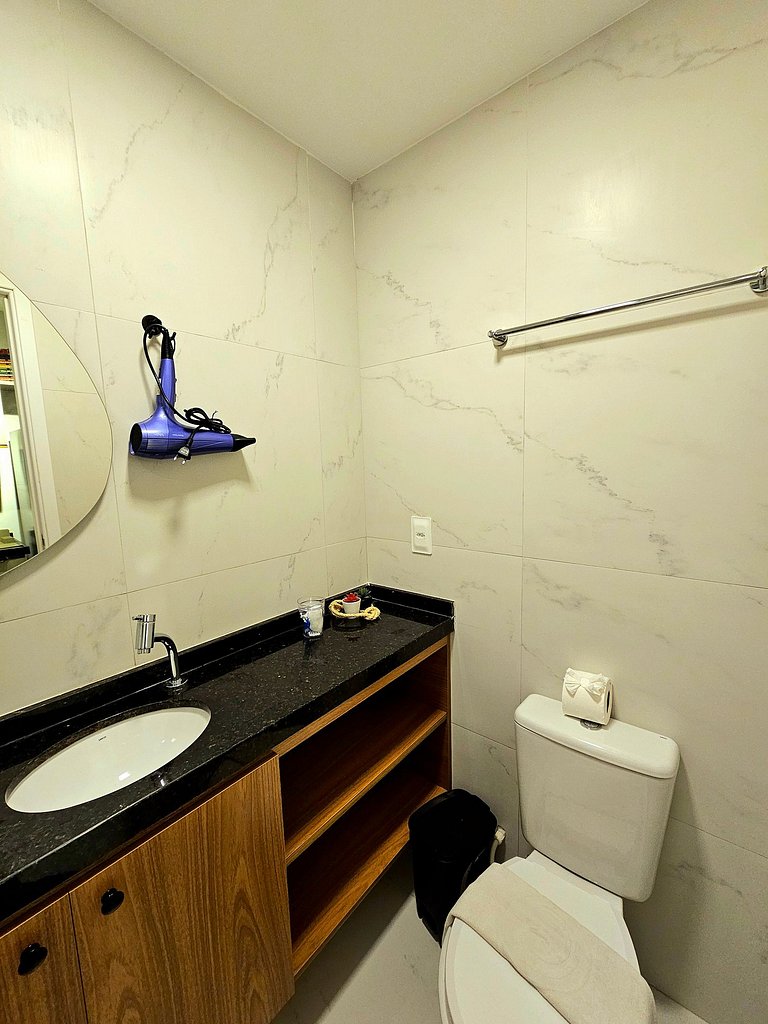 Luxo com Hidro Privativa no Centro de Porto #12