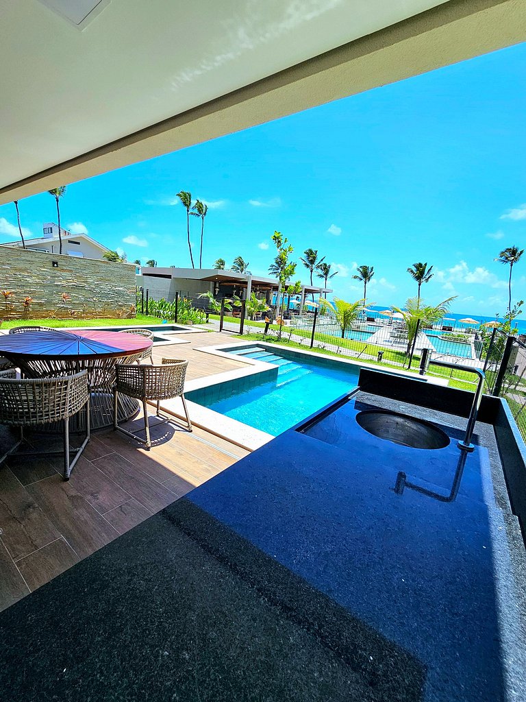 Luxo à Beira-mar com Piscina Privativa no Cais Eco