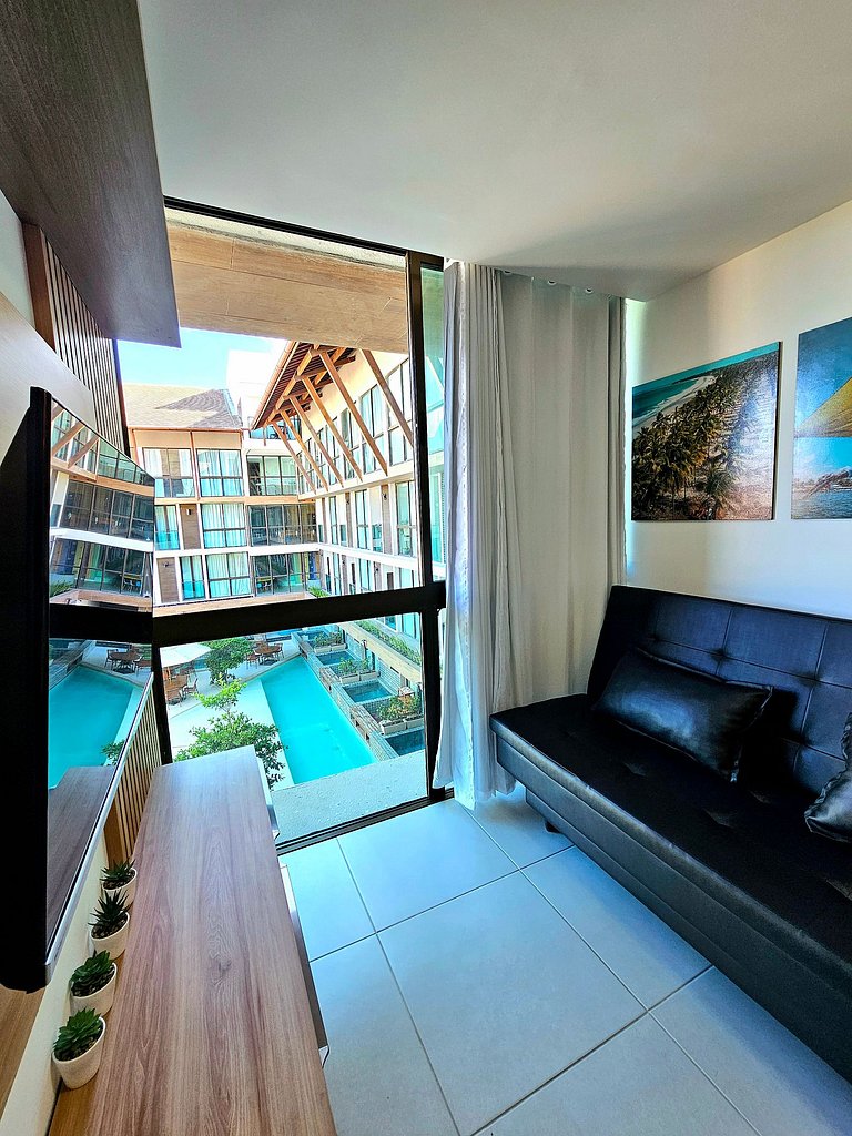 Incrível Sunny hall com vista interna em Porto