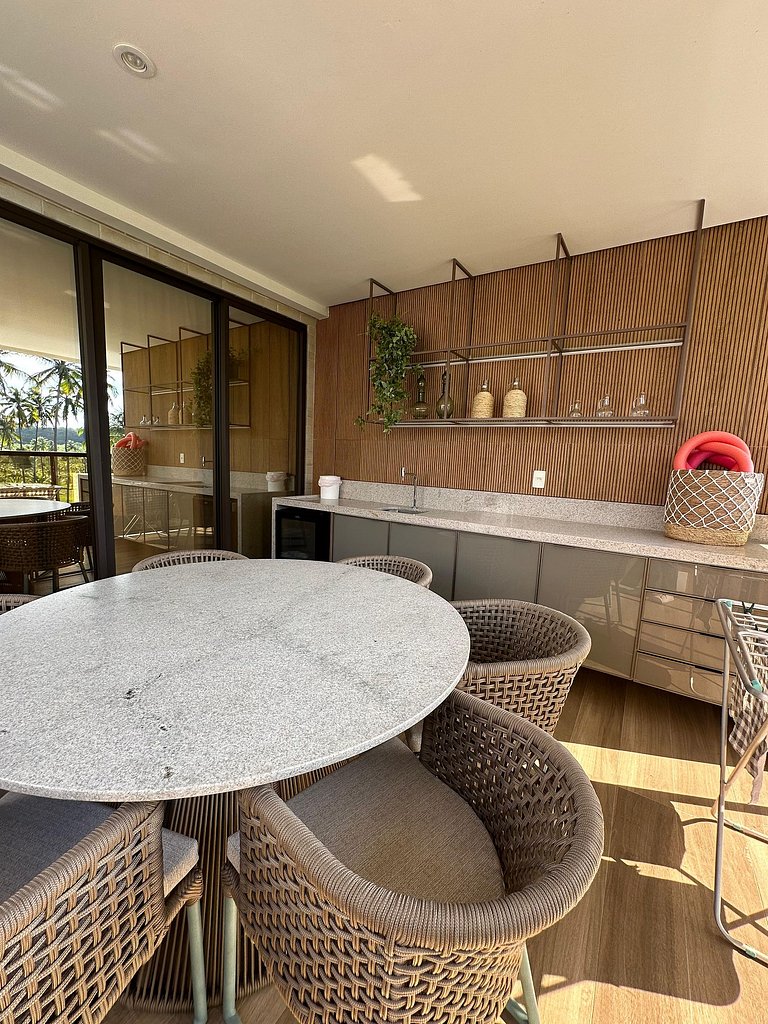 Duplex Luxo no Amura Carneiros c/piscina Beira-Mar