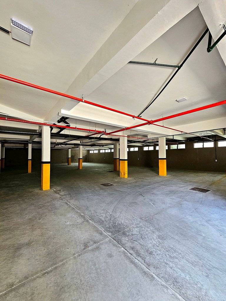 Luxo com varanda gourmet, Centrinho de Porto #301