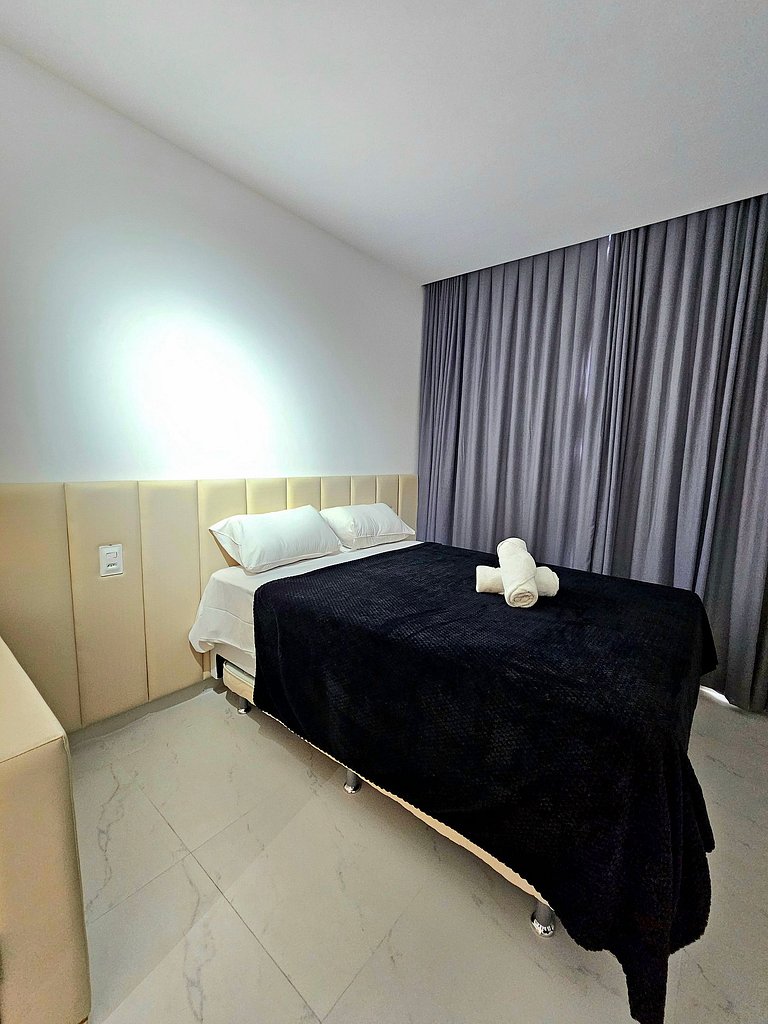 Moderno e Luxuoso no centro de Porto (City #215)