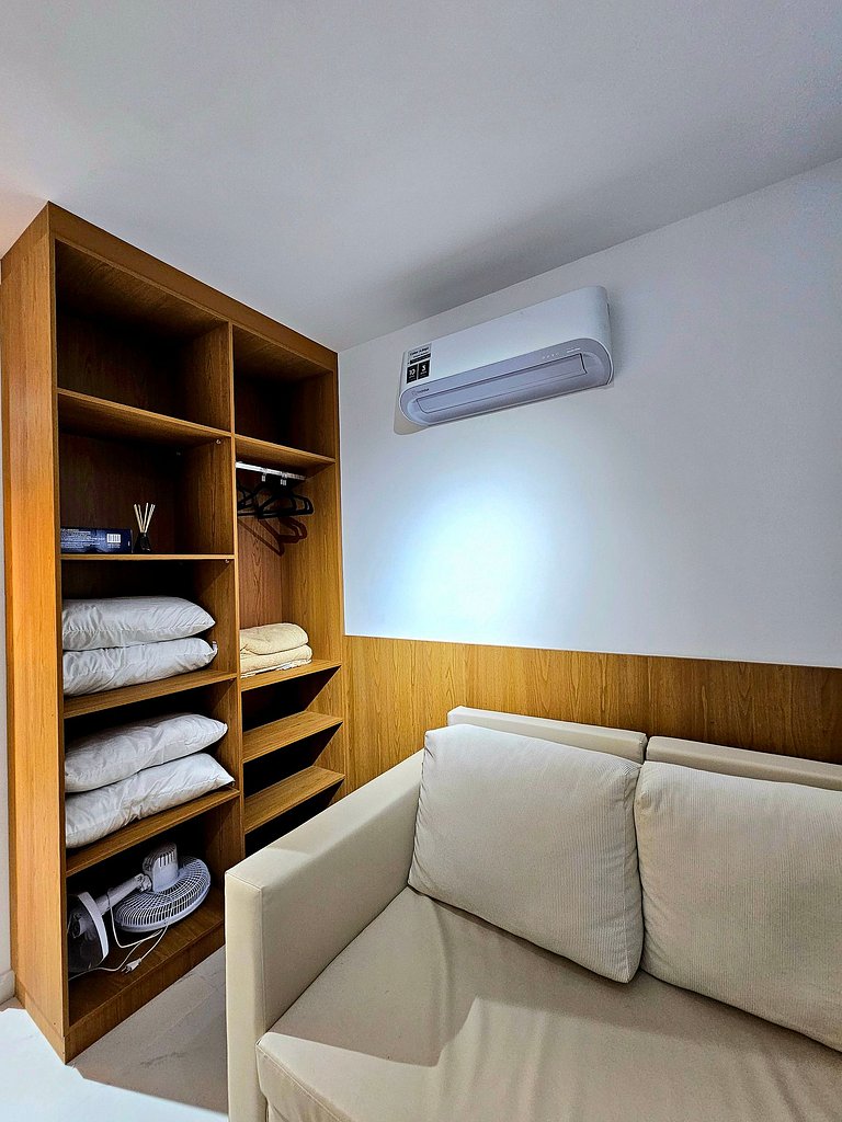 Moderno e Luxuoso no centro de Porto (City #215)