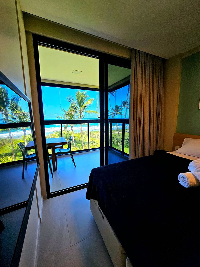 Exclusivo com Vista Mar de Muro Alto no Cais Eco