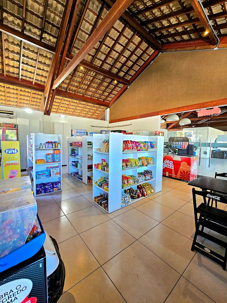 Luxuoso e equipado 3q térreo no Cupe Beach Living.