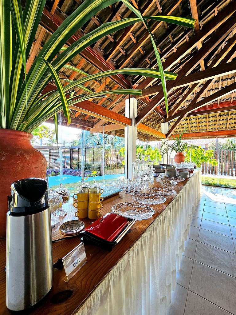 Luxuoso e equipado 3q térreo no Cupe Beach Living.