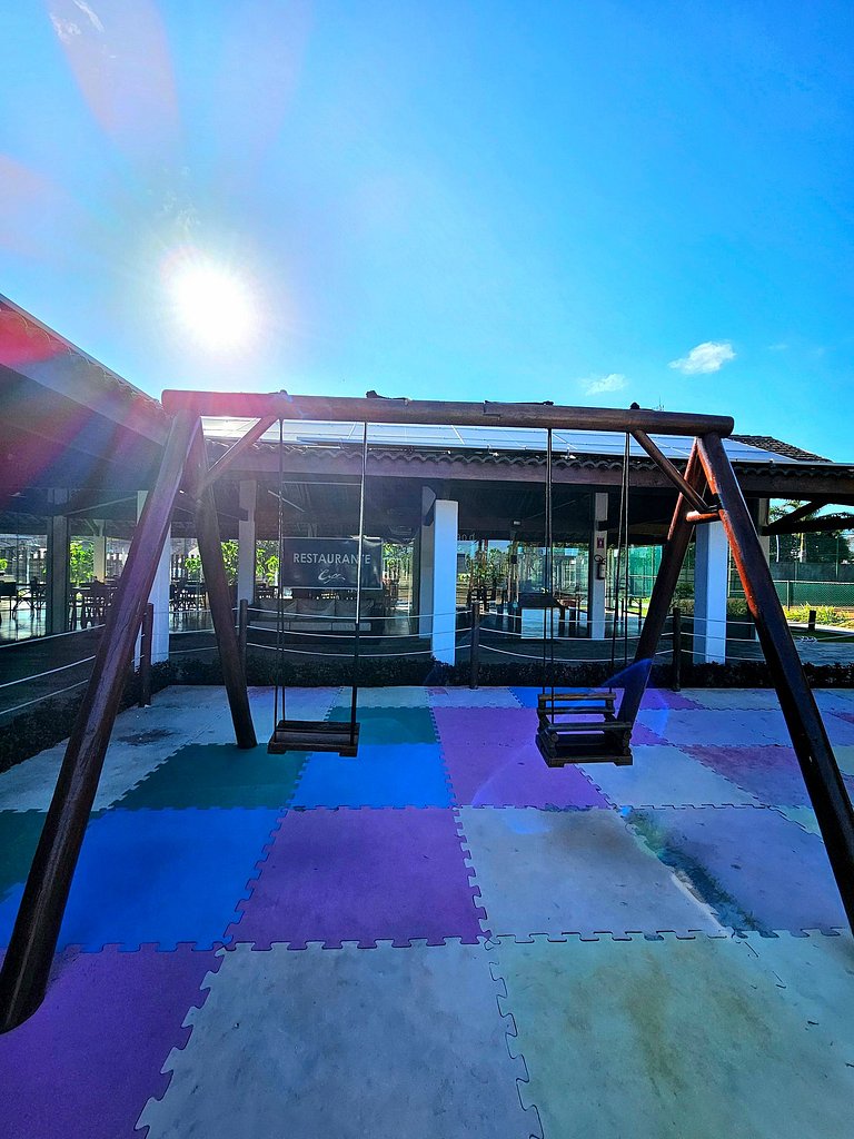 Luxuoso e equipado 3q térreo no Cupe Beach Living.