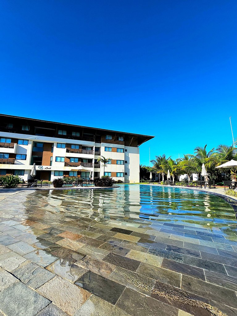 Luxuoso e equipado 3q térreo no Cupe Beach Living.