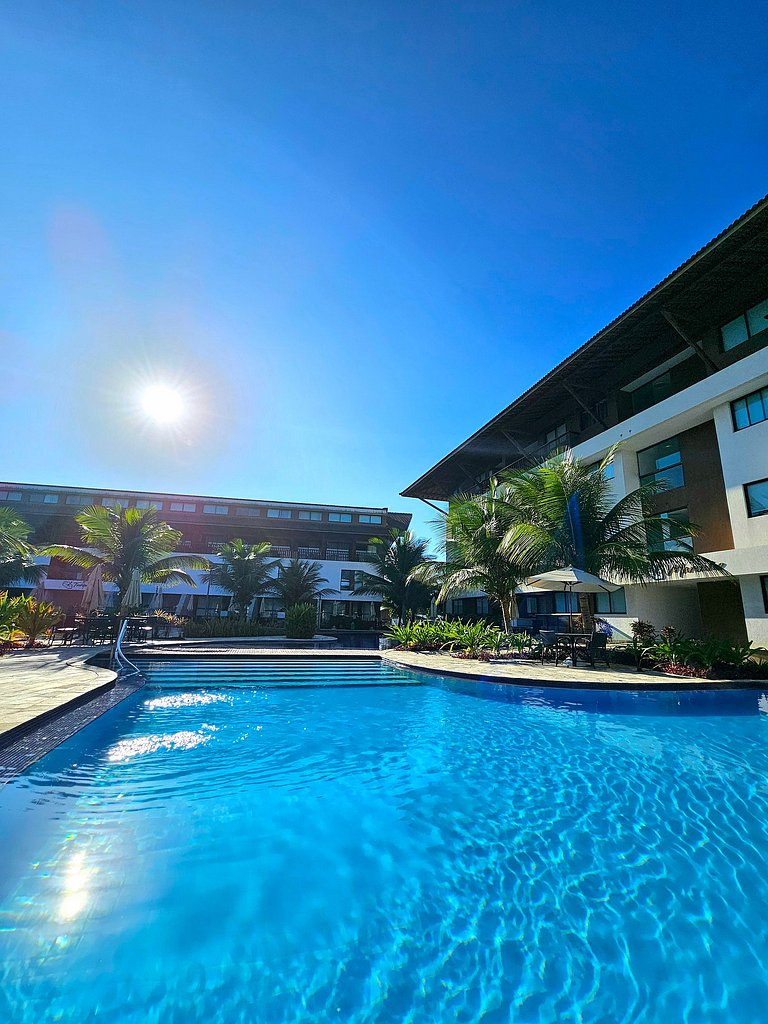 Luxuoso e equipado 3q térreo no Cupe Beach Living.