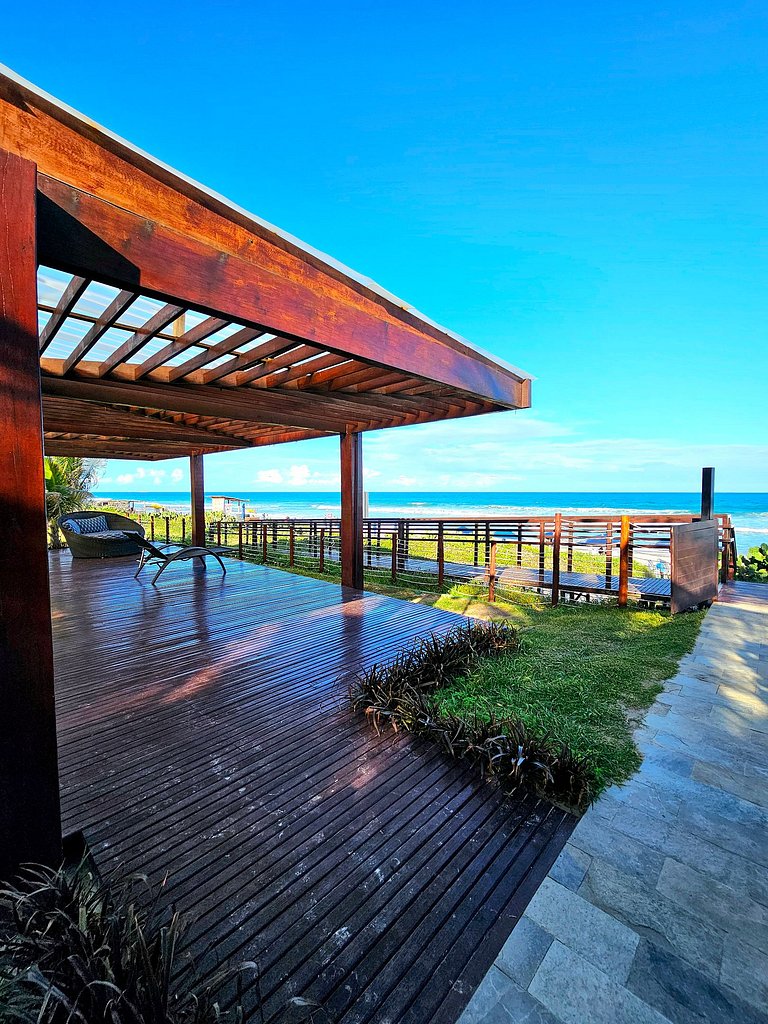 Luxuoso e equipado 3q térreo no Cupe Beach Living.