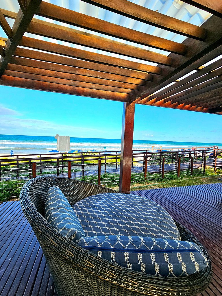 Luxuoso e equipado 3q térreo no Cupe Beach Living.