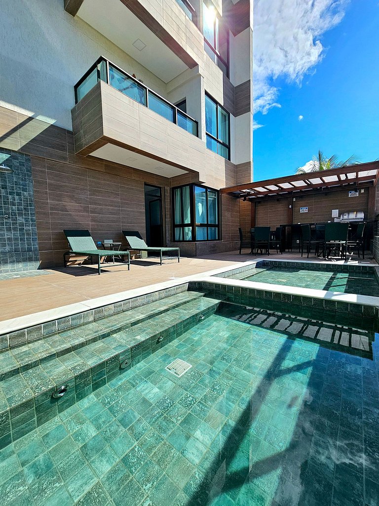 Luxoso 1 quarto, piscina privativa Centro de Porto