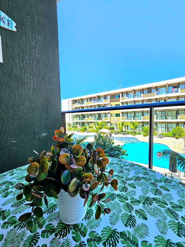 Incrível, completo e com vista piscina no Mana