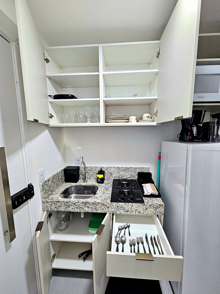 Sofisticado Studio Prox. ao Mar e Centro de Porto
