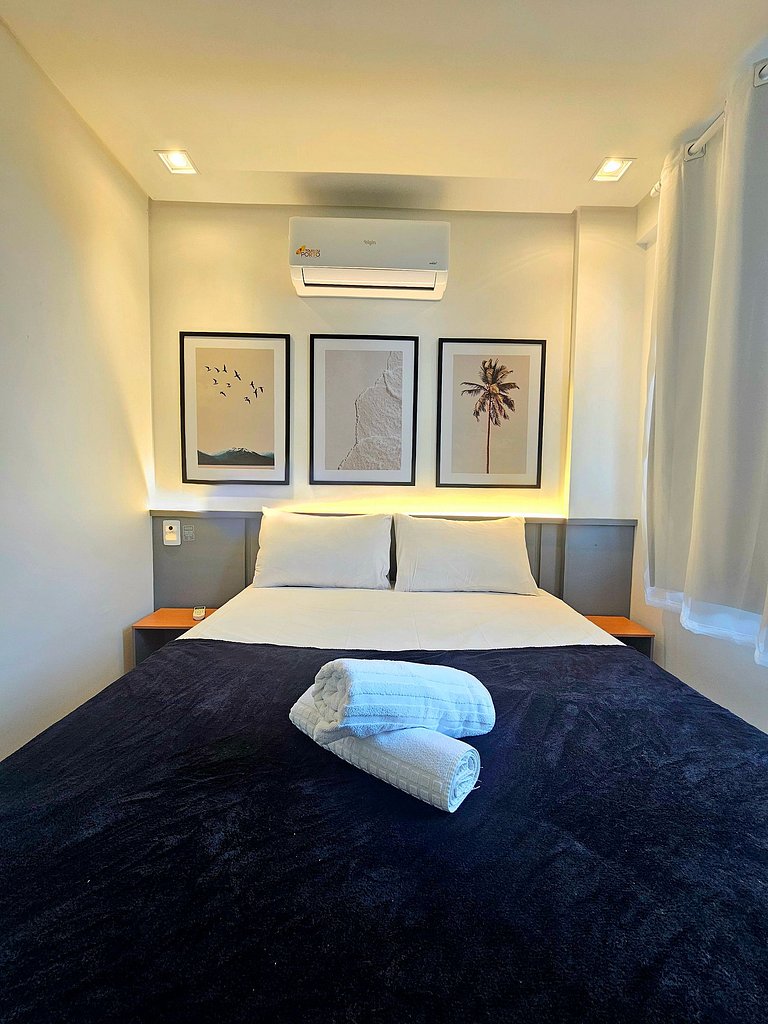 Luxo com 2 quartos no Centrinho de Porto #204