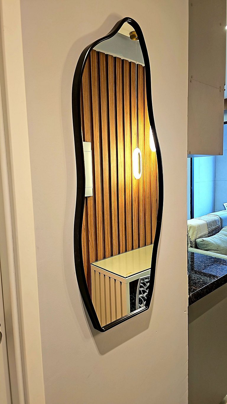 Luxo com 2 quartos no Centrinho de Porto #204