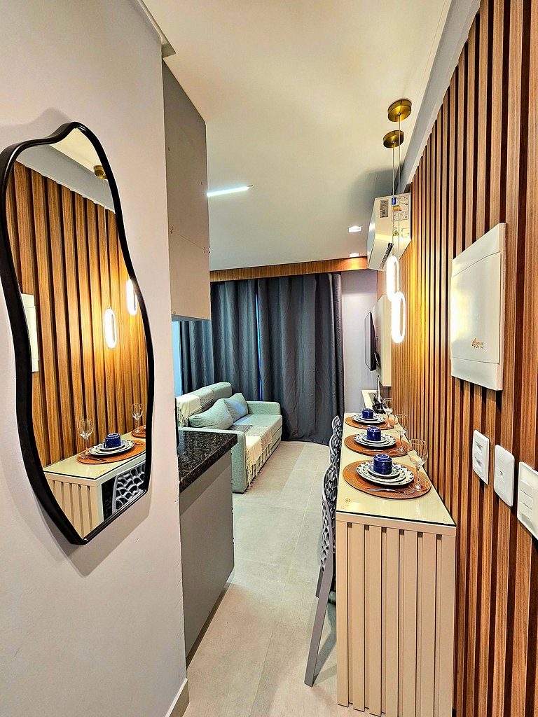 Luxo com 2 quartos no Centrinho de Porto #204
