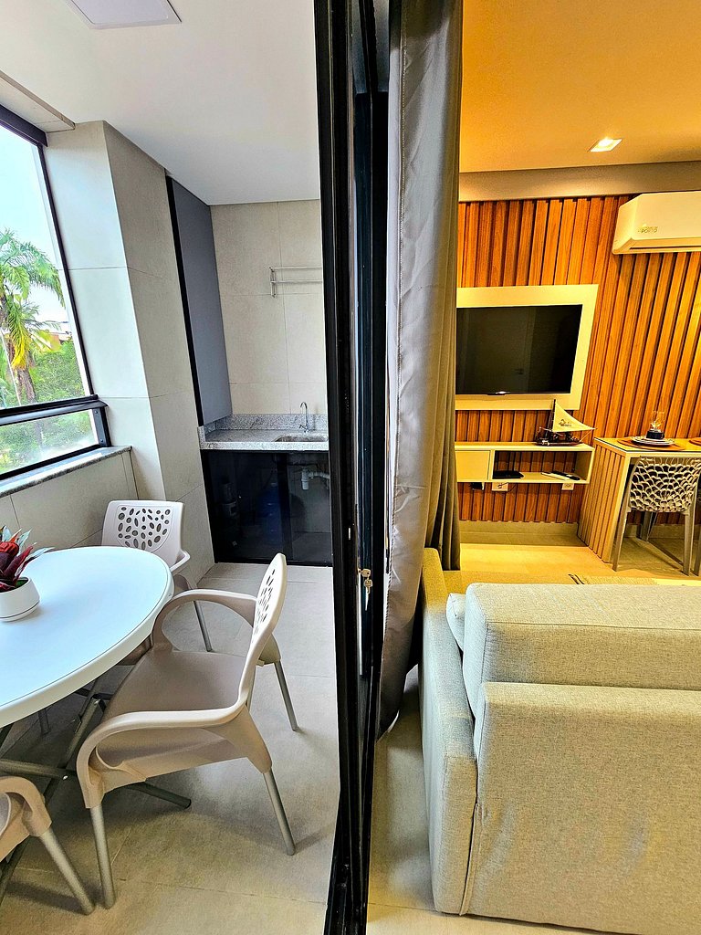 Luxo com 2 quartos no Centrinho de Porto #204