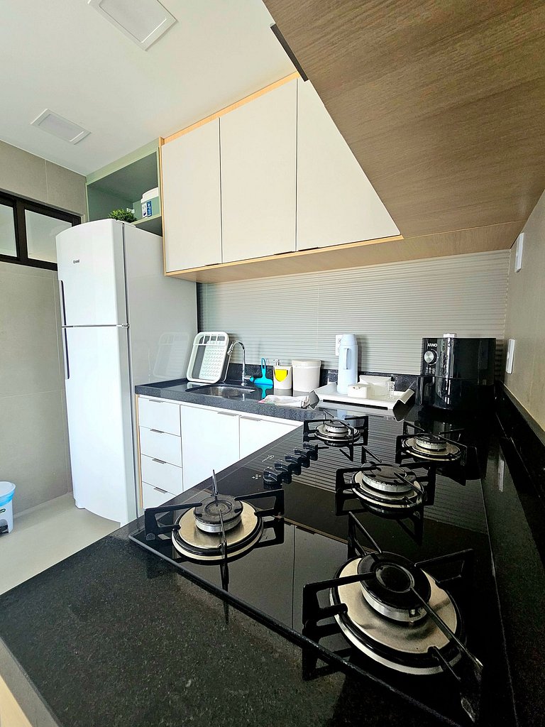 Luxo com varanda gourmet, Centrinho de Porto #301