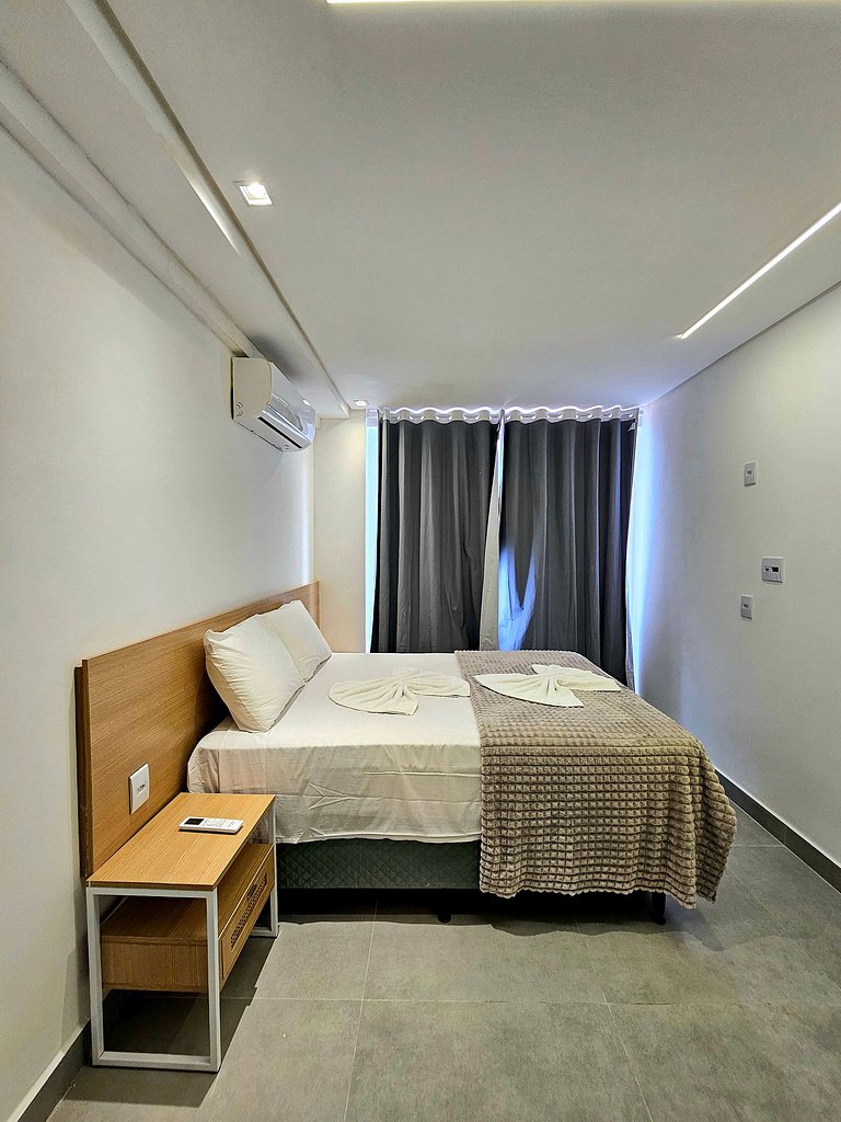 Estiloso flat 2 quartos no Centrinho de Porto #305
