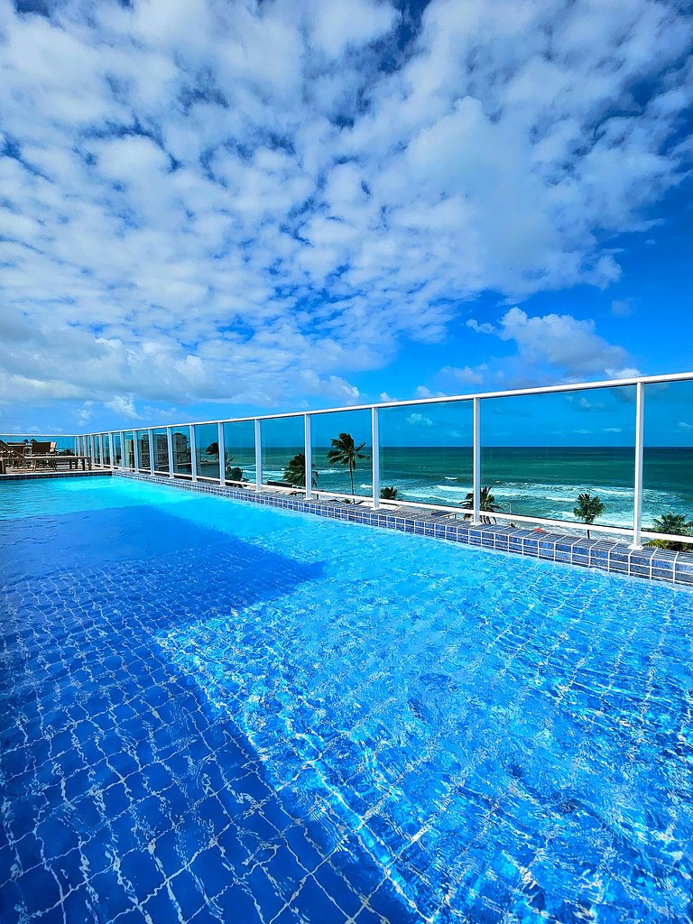 Incrível Ocean Blue a 50 metros do mar e linda vista by HM