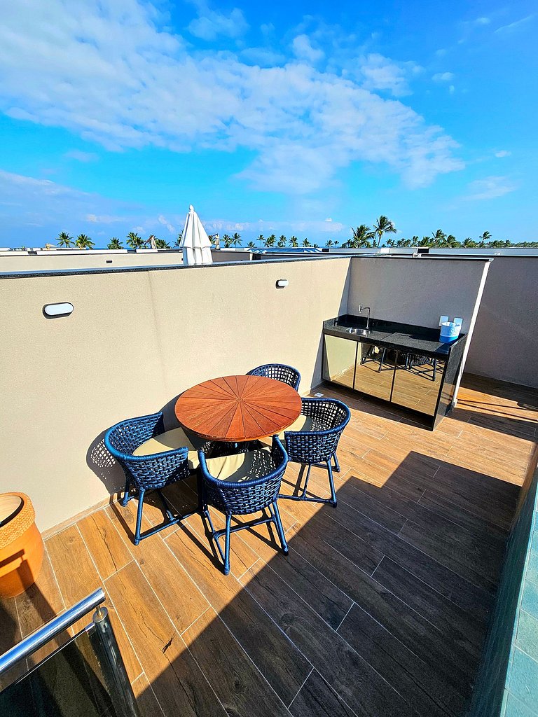 Rooftop Luxo com piscina em Muro Alto no Cais Eco