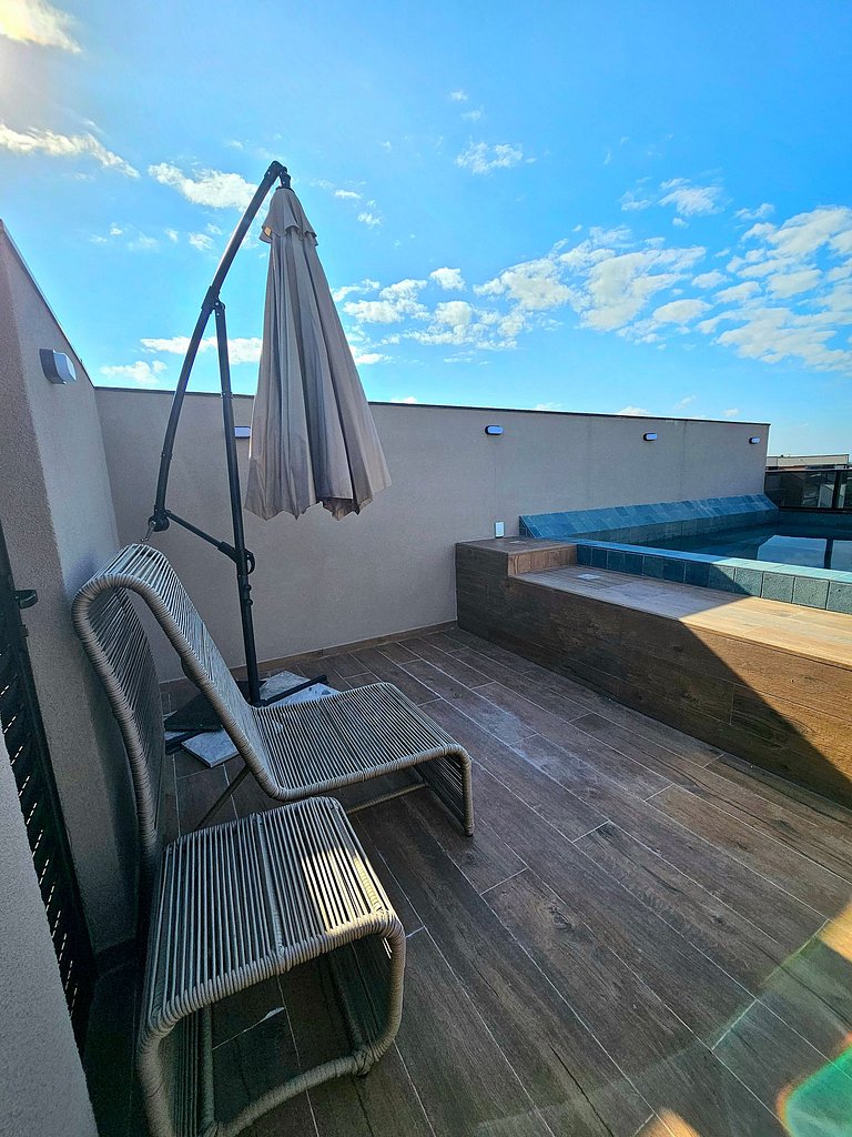 Rooftop Luxo com piscina em Muro Alto no Cais Eco