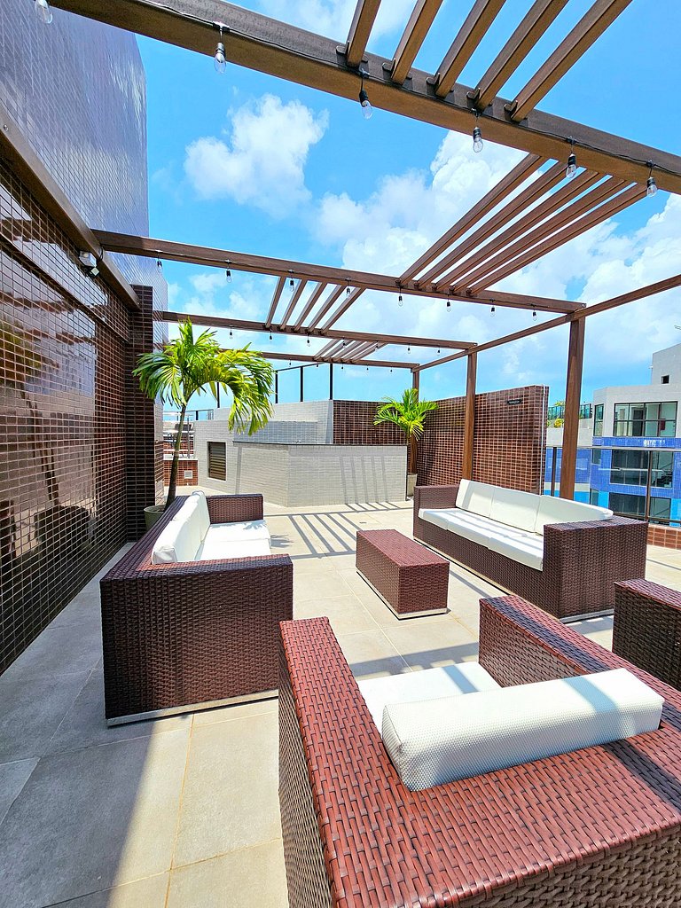 Luxuoso Studio com varanda no Centrinho de Porto