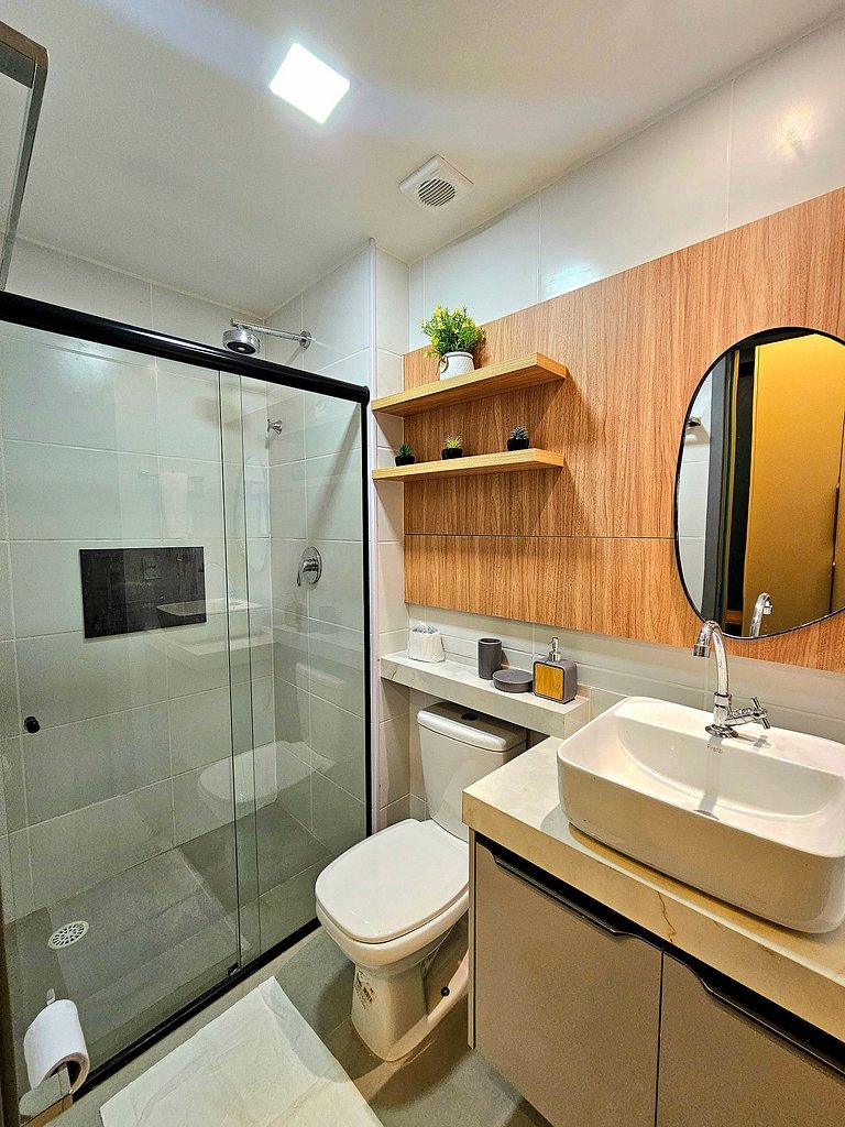 Luxuoso Studio com varanda no Centrinho de Porto