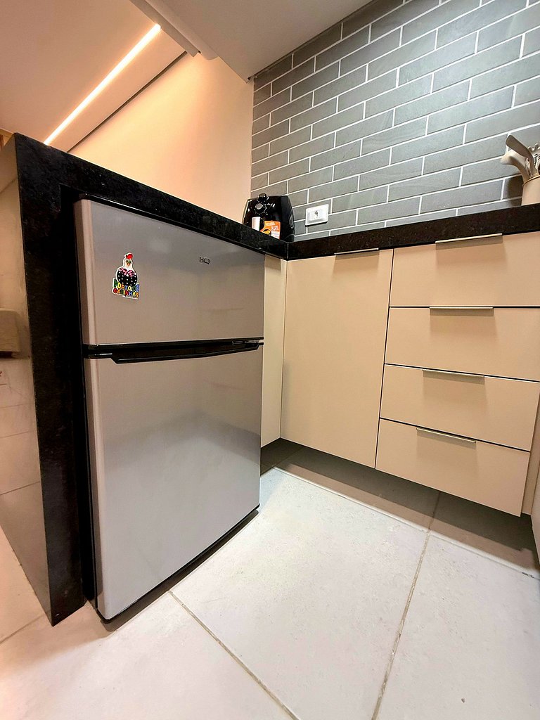 Sofisticado e equipado Studio no Centro de Porto.