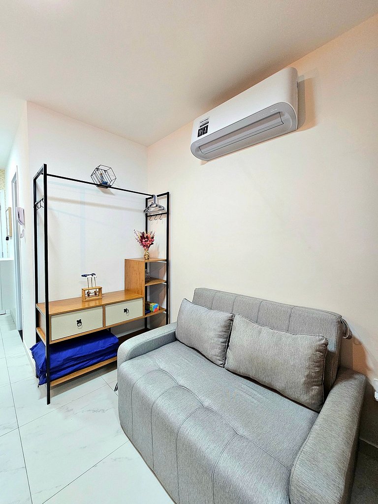 Estiloso e equipado studio no centro de Porto #305