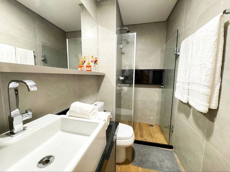 Exclusividade com varanda gourmet no Summer #107A