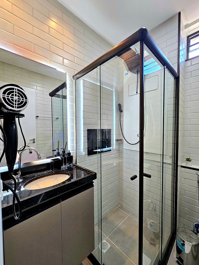 Luxoso 1 quarto, piscina privativa Centro de Porto