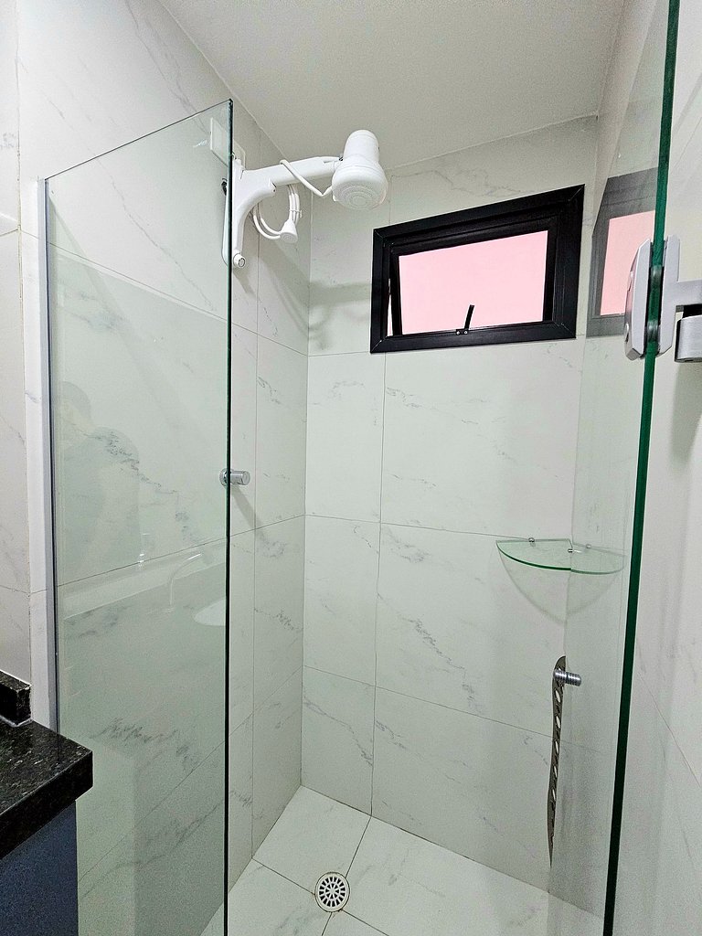 Moderno e equipado no Centro de Porto de Galinhas.