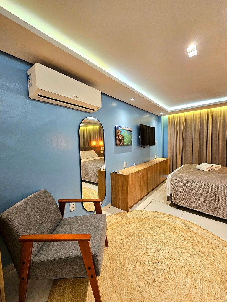 Luxuoso Studio c/ área gourmet no Centro de Porto